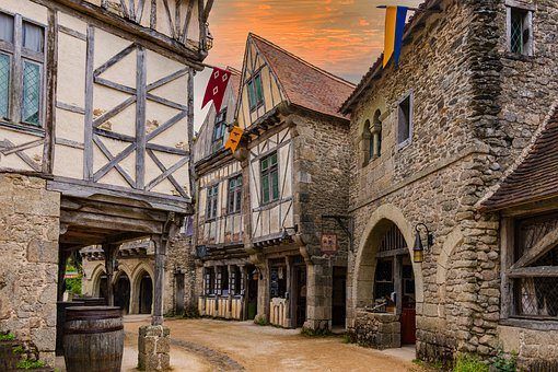 Quelle période pour aller au Puy du Fou ?